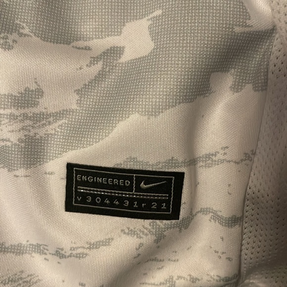 Cristiano Ronaldo Soccer Jersey Al Nassr - Picture 3 of 5